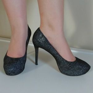 SOLD...  Nine West Platform Heels